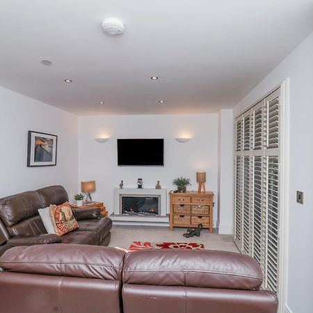 Apartament Above & Beyond Whitby Zewnętrze zdjęcie